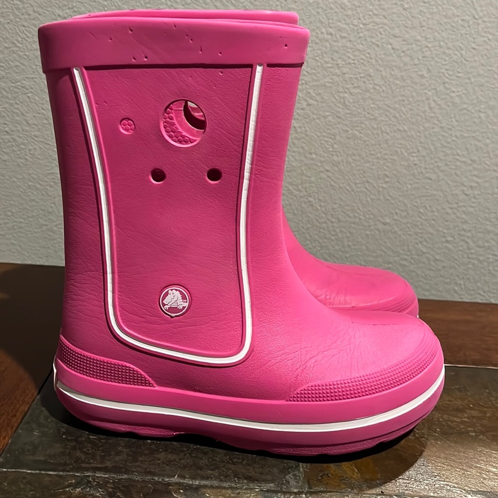 Girl’s Crocs Pink Crocband Rain Boots Size 2
